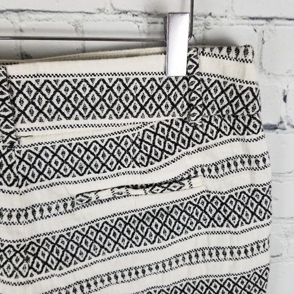 LOFT | stripe diamond pattern cotton knit shorts - Picture 4 of 7